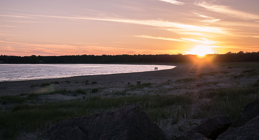 Västra stranden i Halmstad i solnedgång